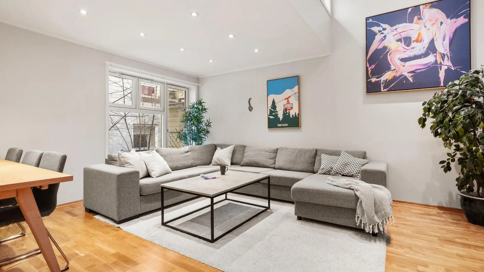 12-Guest Apartment - Self Check-In - Large Smart Tv - Central Bergen