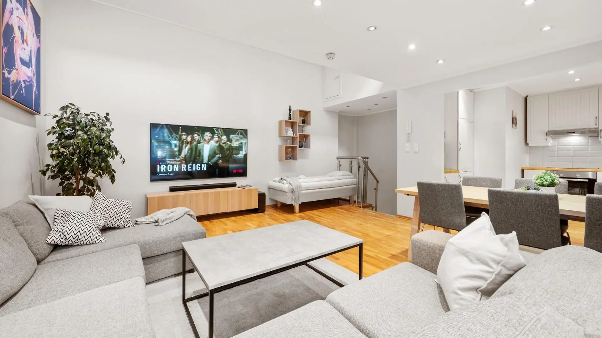 12-Guest Apartment - Self Check-In - Large Smart Tv - Central Bergen